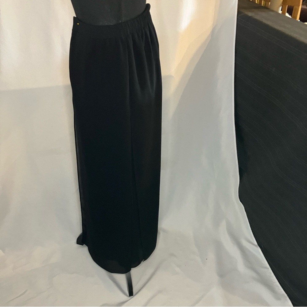 Women's R&M Richards Petite black pants with a black over sheer overlay.